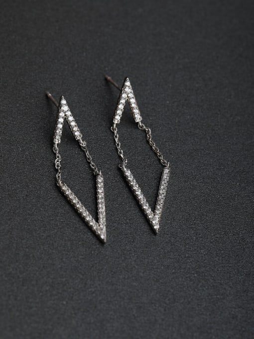 Lin Liang Micro inlay Zircon Unique triangle 925 silver Stud earrings 0