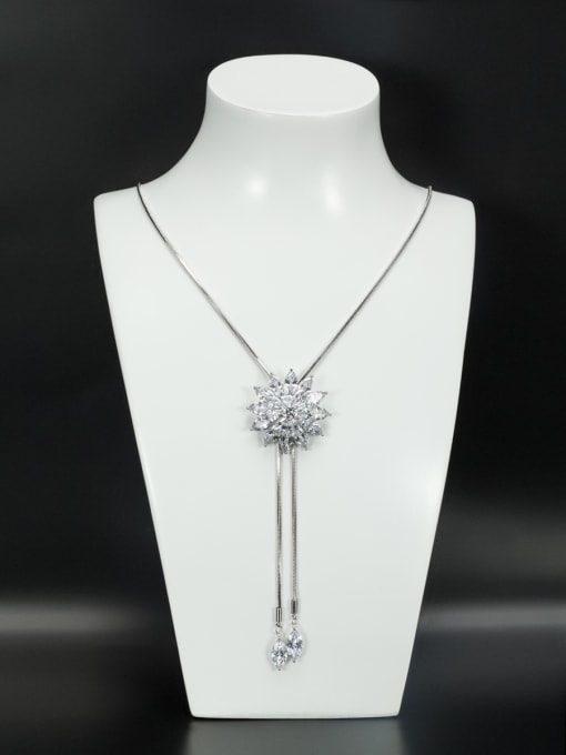 Lauren Mei New design Platinum Plated Flower Zircon Necklace in White color 0