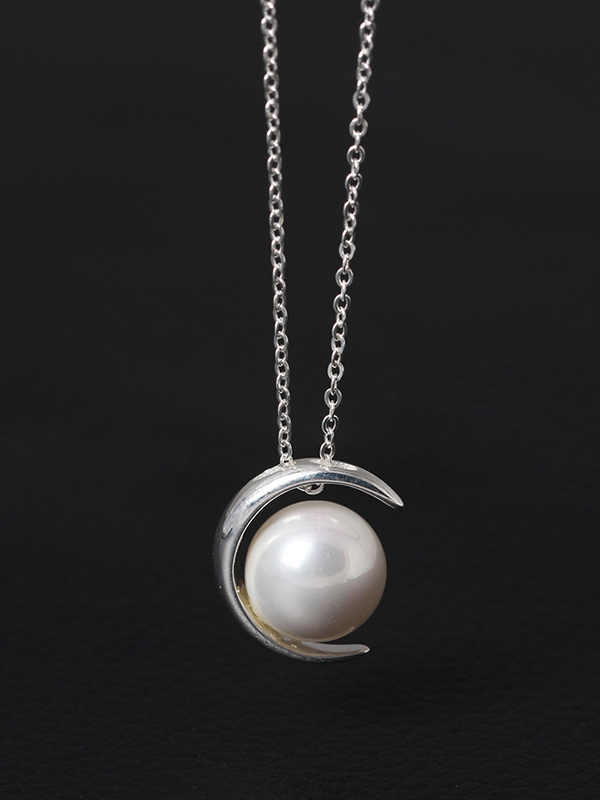 Moon Shell Pearl Clavicle Necklace - 1000011700