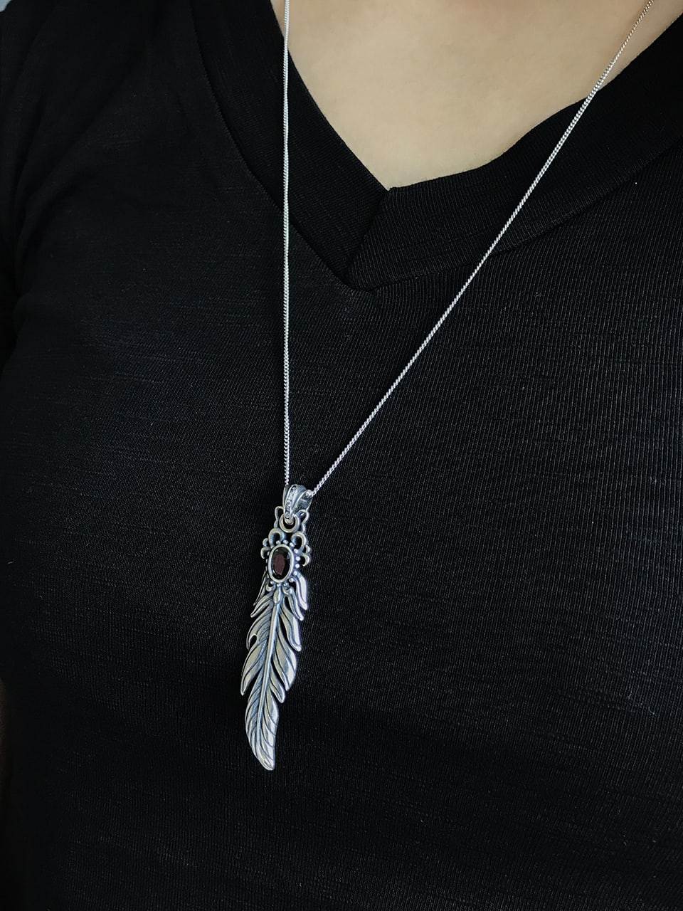 925 Sterling Silver Cubic Zirconia Feather Pendant Necklace - 1000084339